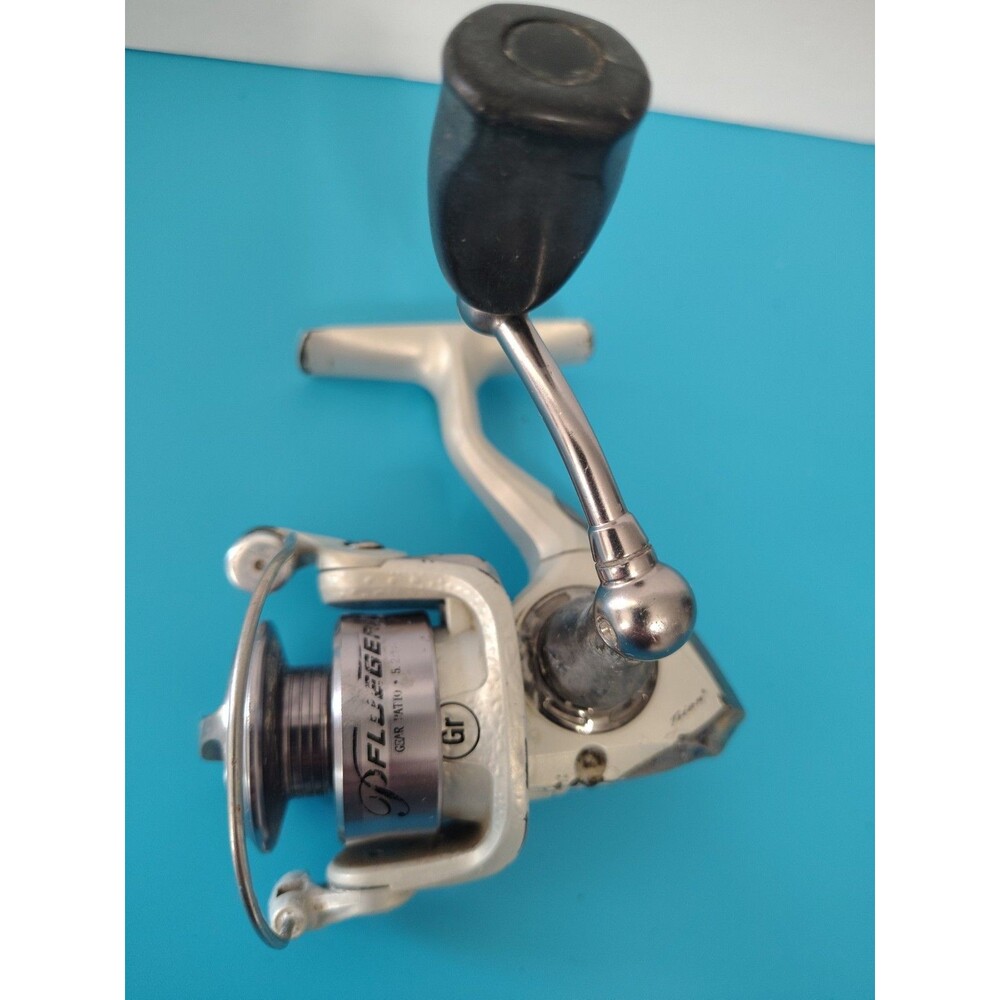 TRIONSP20 Pflueger Trion Spinning Reel 20 Reels Smooth Silver